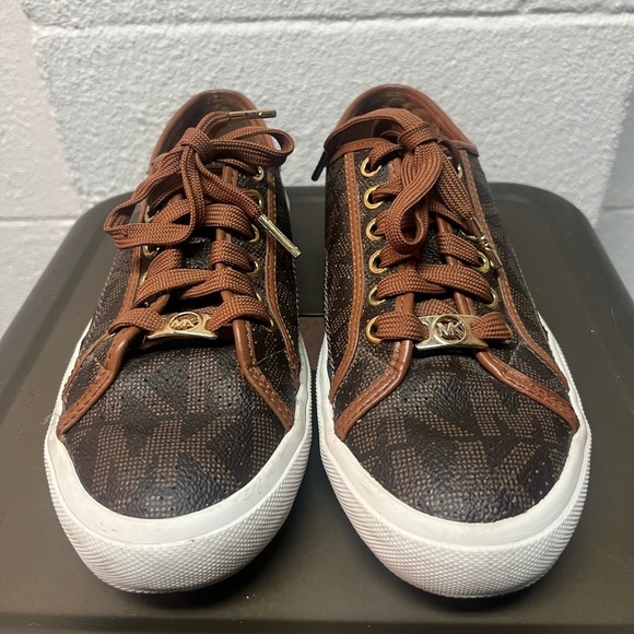 Michael Kors Brown Sneakers with Gold Accents. Size 7 - Picture 2 of 8